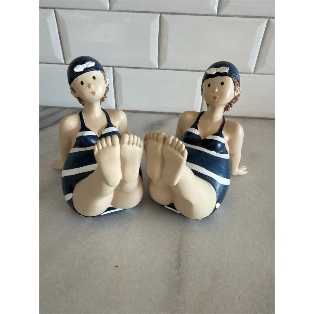Adorable Pair Of Plump Swim Ladies Decor